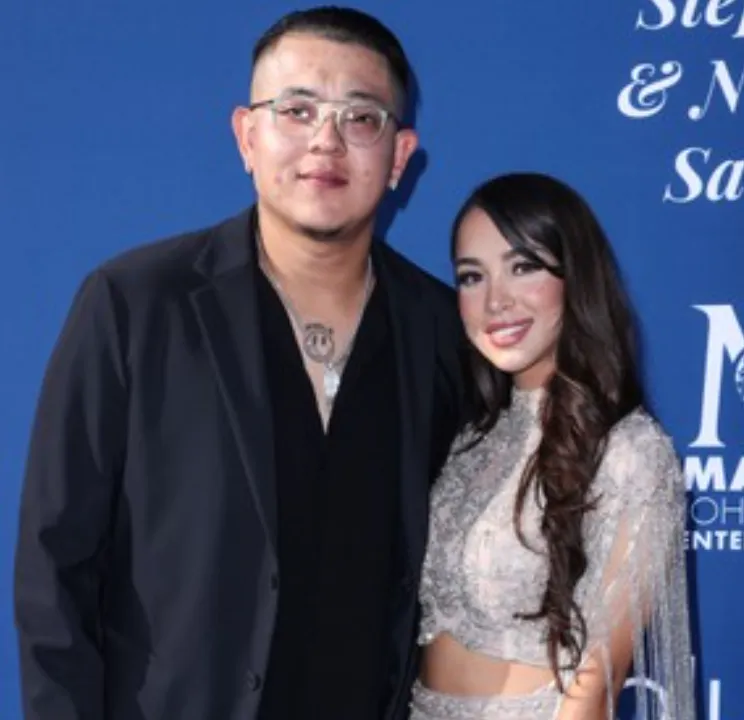 Julio Urías Wife Relationship, Personal Life, Net Worth, and Family