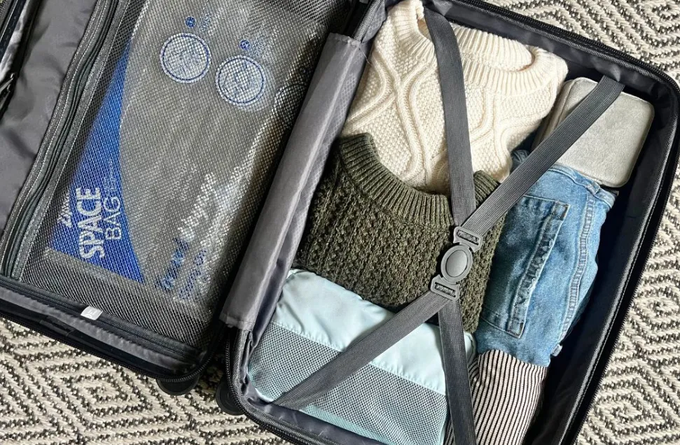 Why Every Modern Traveler Needs an Air Vacuum Seal Suitcase in 2025